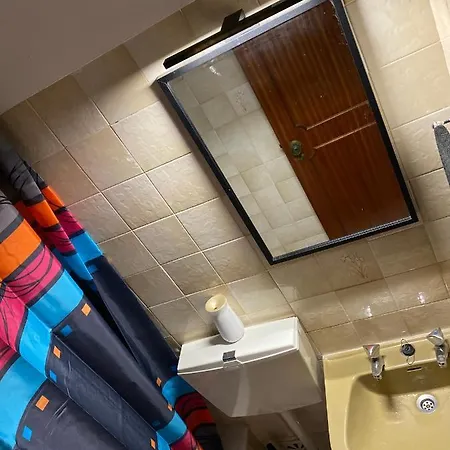 Quarto De Solteiro Com Cama De Casal * Algueirão